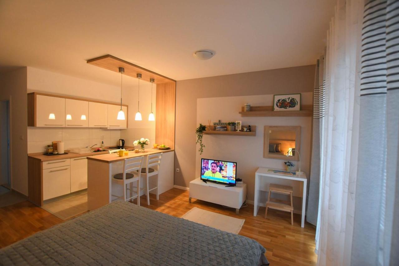 Apartment Plaza Kladovo Ngoại thất bức ảnh